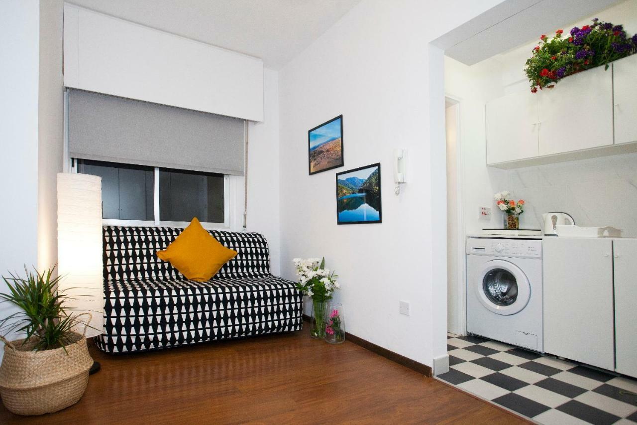 Poseidon Boutique Apartment 2 Limassol Exterior foto